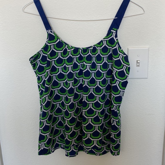 Navy blue, green, &white tank. Size S by Macbeth Collection by Margaret Joseph’s - Picture 2 of 2